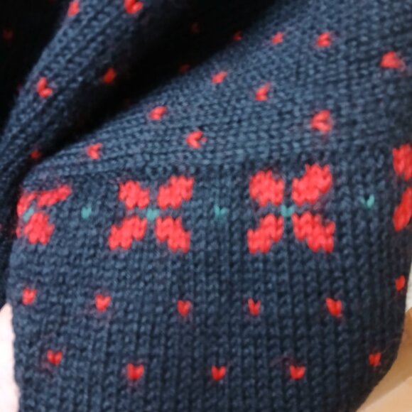 Dale Of Norway 100% Norwegian Wool Cowl Neck Pullover Sweater Size Large - Picture 8 of 10